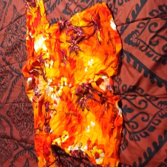 Shirt - Picture 3 of 4